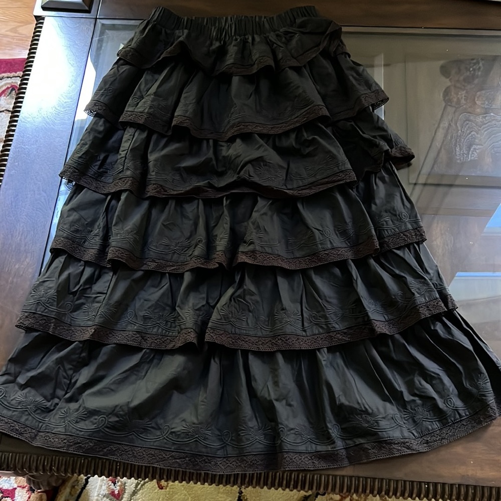 EN SAISON Women's Black Louis Midi Skirt - Picture 7 of 13